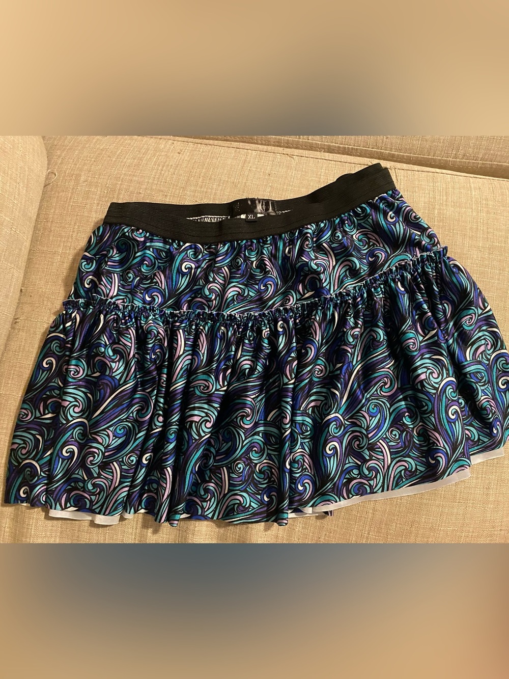 Sparkle athletics  Swirl-Print running skirt XL